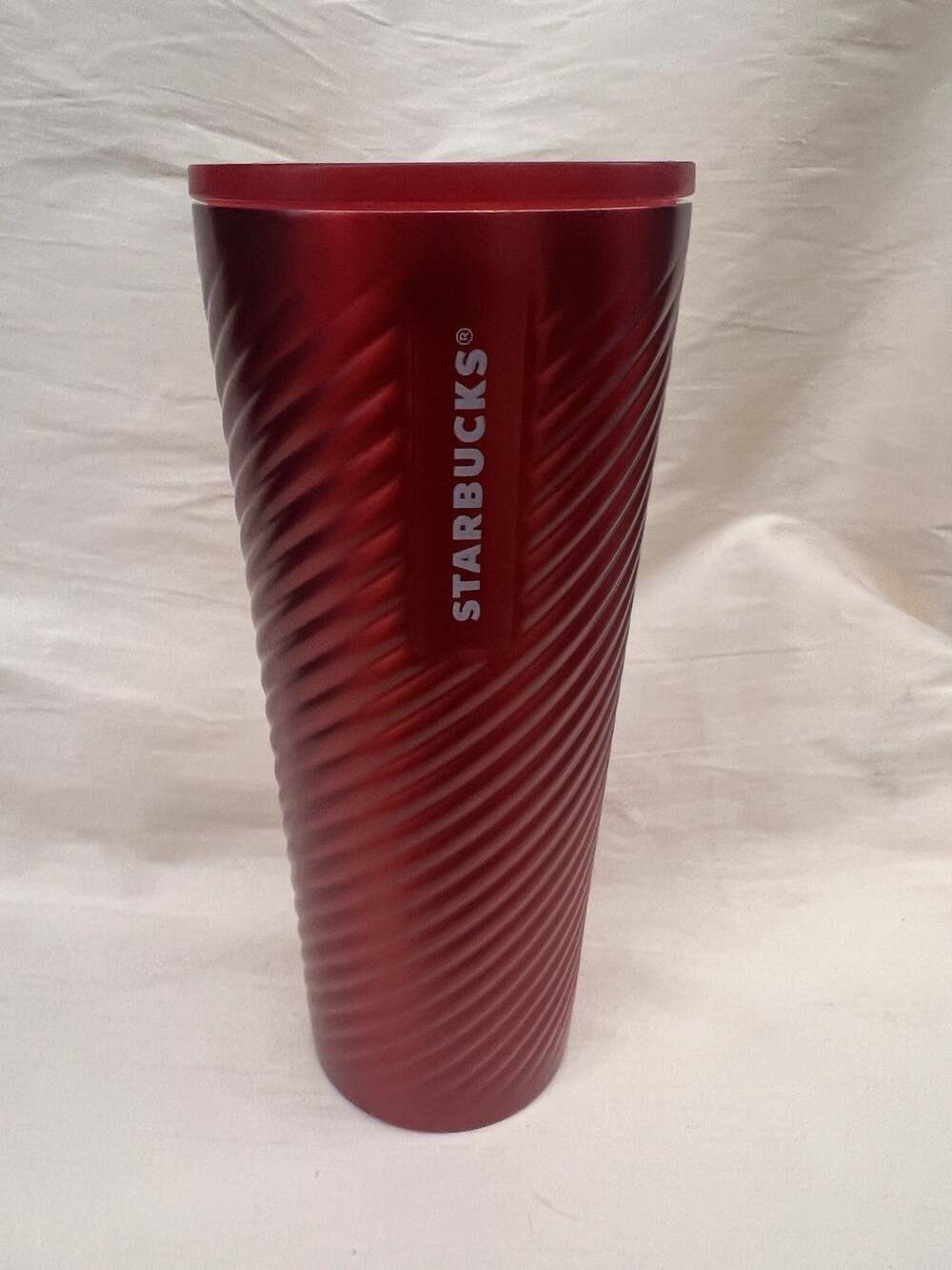 STARBUCKS 2022 HOLIDAY RED METAL 24 OZ. COLD CUP TRAVEL TUMBLER & STRAW NEW